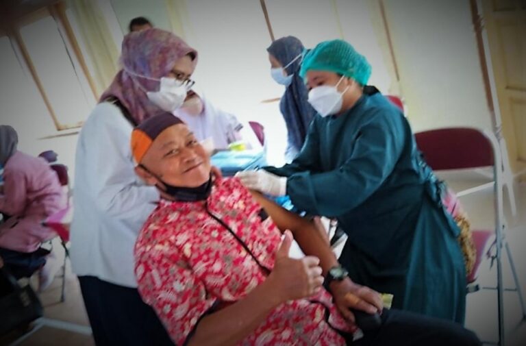 gambar_VAKSINASI DOSIS LANJUTAN (BOOSTER) DI KALURAHAN SARIHARJO